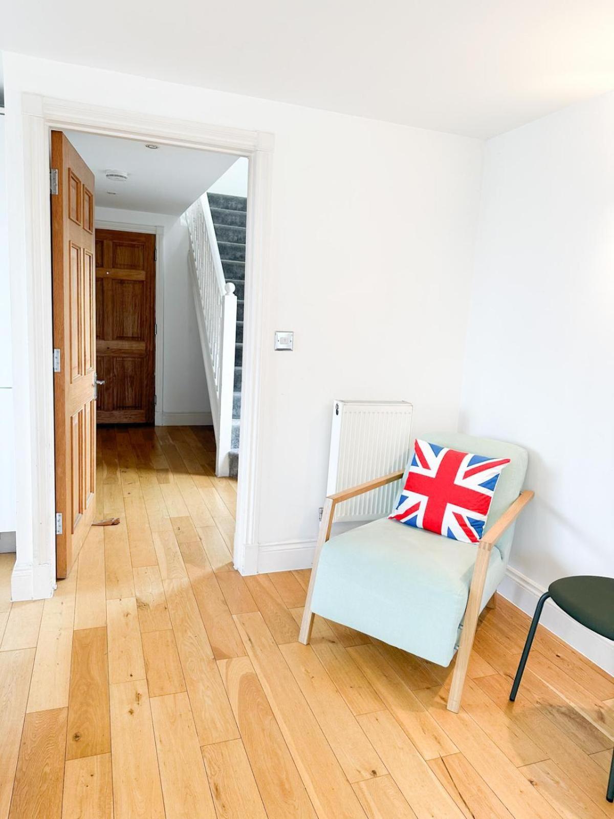 Clapham Court Penthouse * Лондон